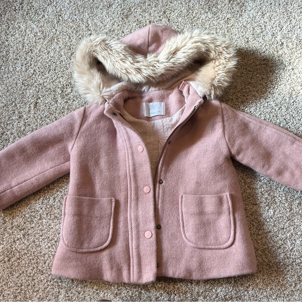 Zara 2-3t Coat with faux fur hood